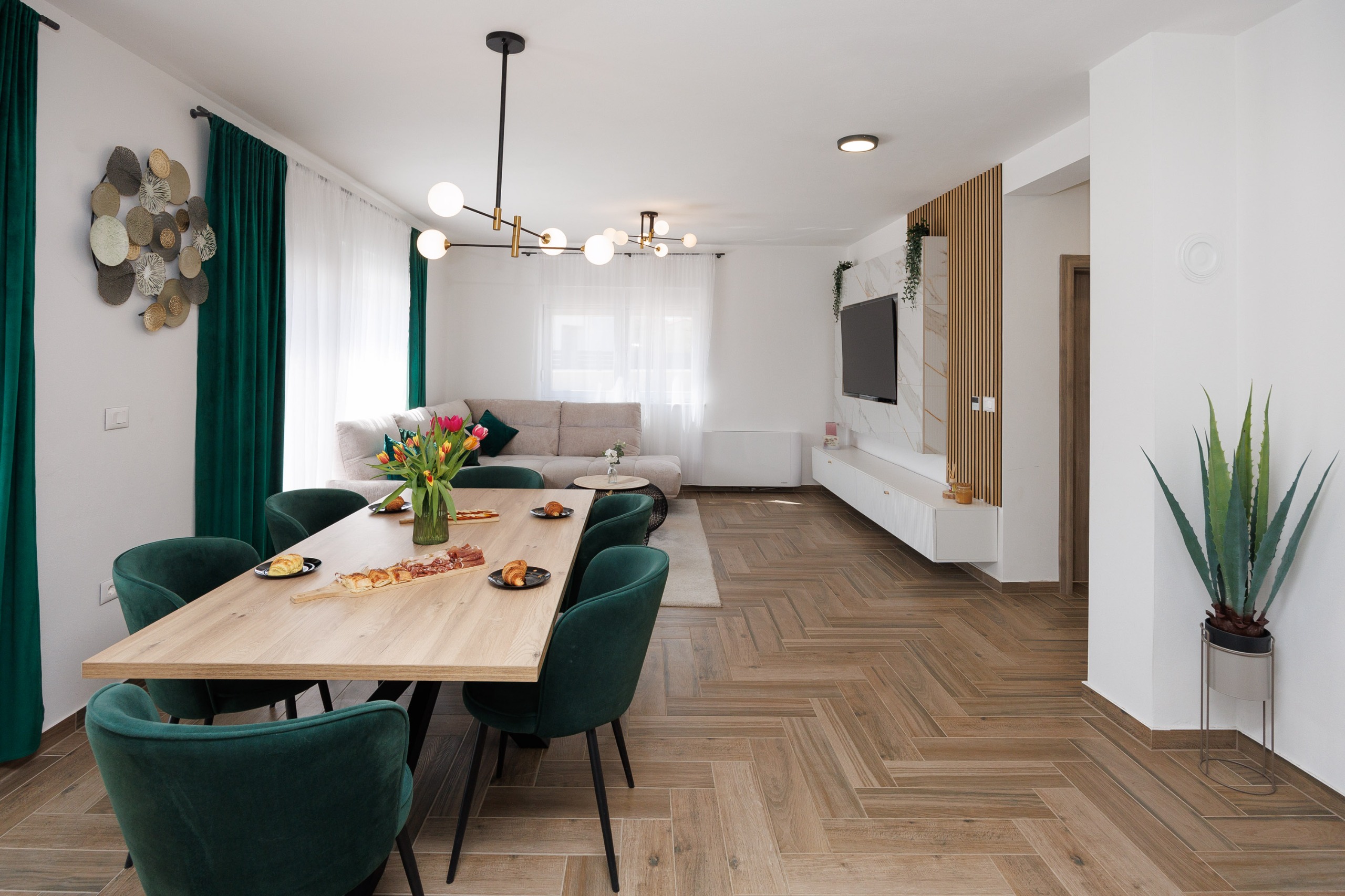 Open plan living and dining area